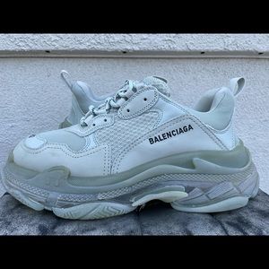 Balenciaga Men’s Triple S Sneaker in Silver